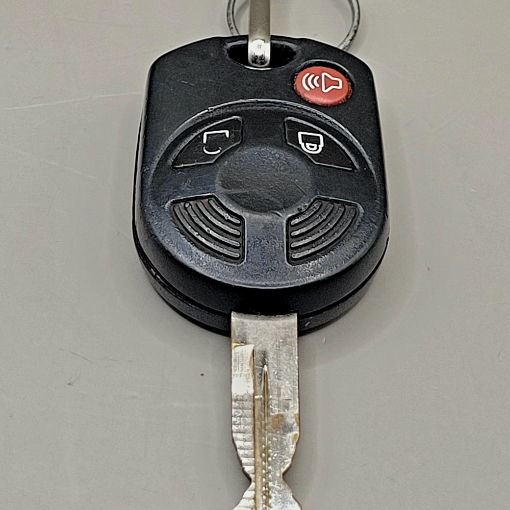 Ford 3-Button Remote Key Fob w/ Key Blank FCC ID CWTWB1U331